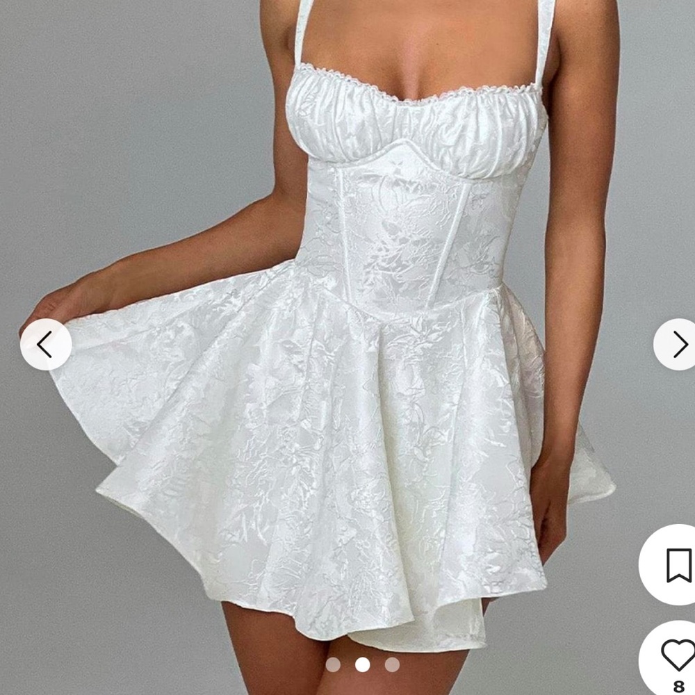 Chic White Corset Mini Dress